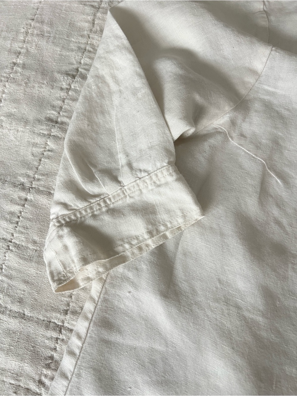 Not Perfect Linen Top - Picture 3 of 4
